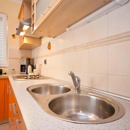 Apartment With A Parking Space Baska, Krk - 19420 Baska (Krk)